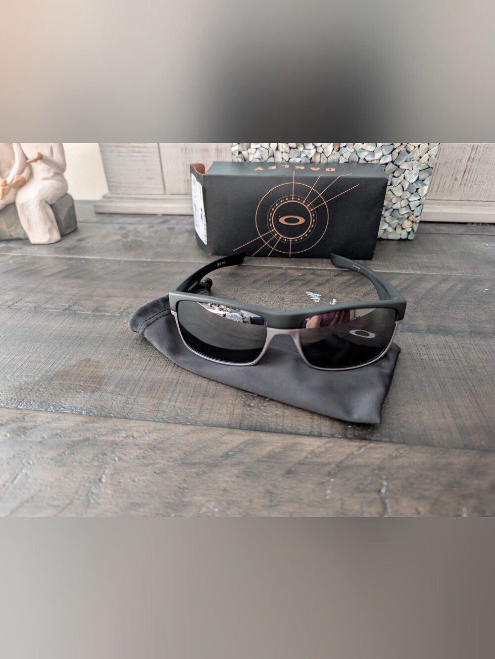 NIB Oakley Twoface Sunglasses Matte Black Prizm Black Polarized OO9189-9651
